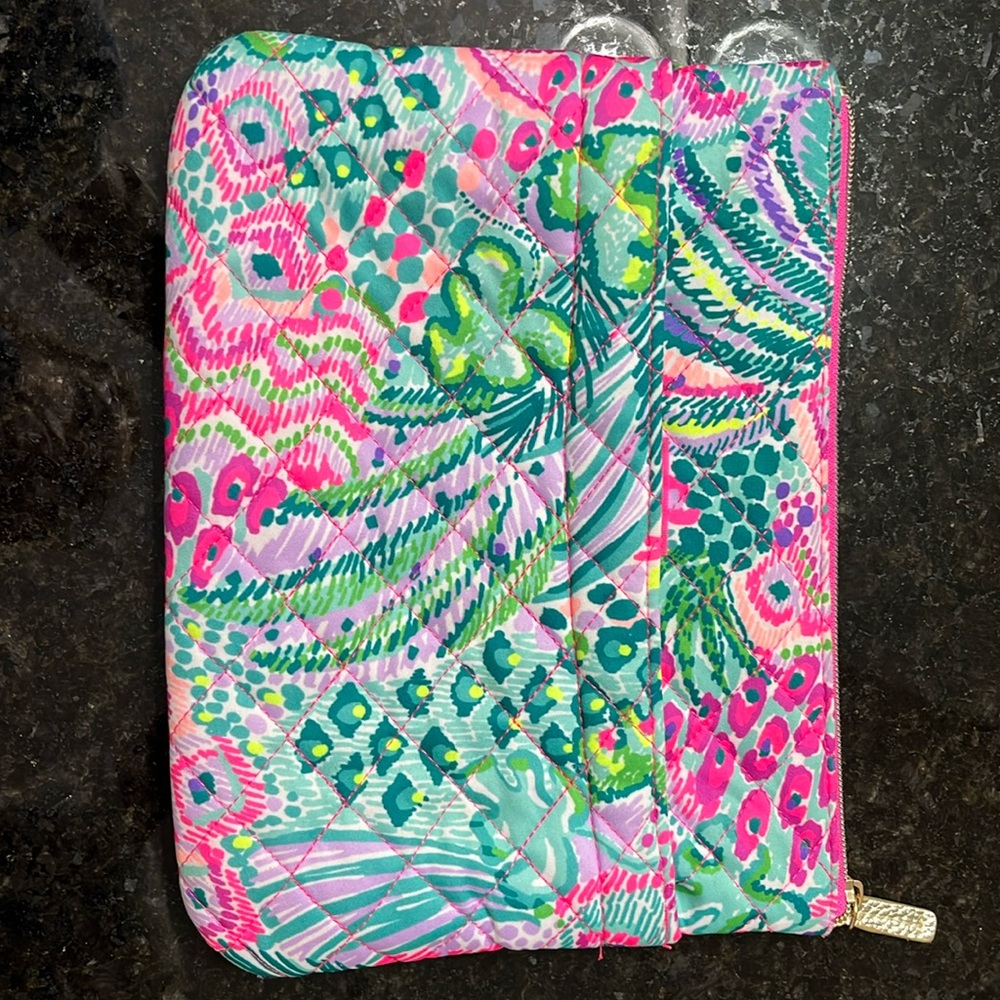 Lilly Pulitzer quilted zip pouch